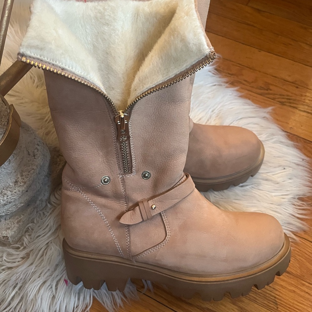YKK Suede faux Women's Tan Boots size 40 (9,5) cozy knee size boot